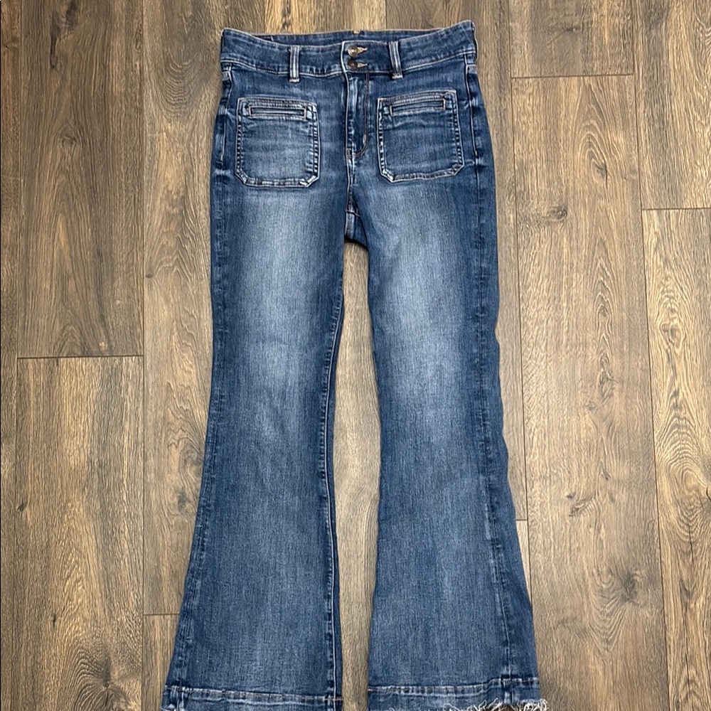 SOLD American Eagle Super Hi Rise Flare Stretch Jeans